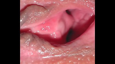 在家粉碎：我总是让我的继女在洗澡前把她的阴道给我咀嚼