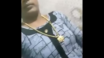 （性感大屁股少女在性爱视频网站上自慰和做爱：63KT.NET）令人惊叹的 mallu bhabi diksha ev