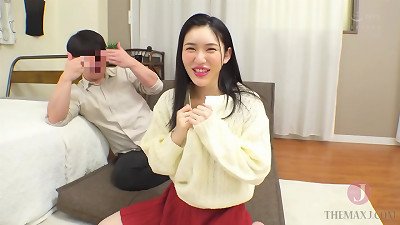 蓝色内衣的淫荡身材令人兴奋！